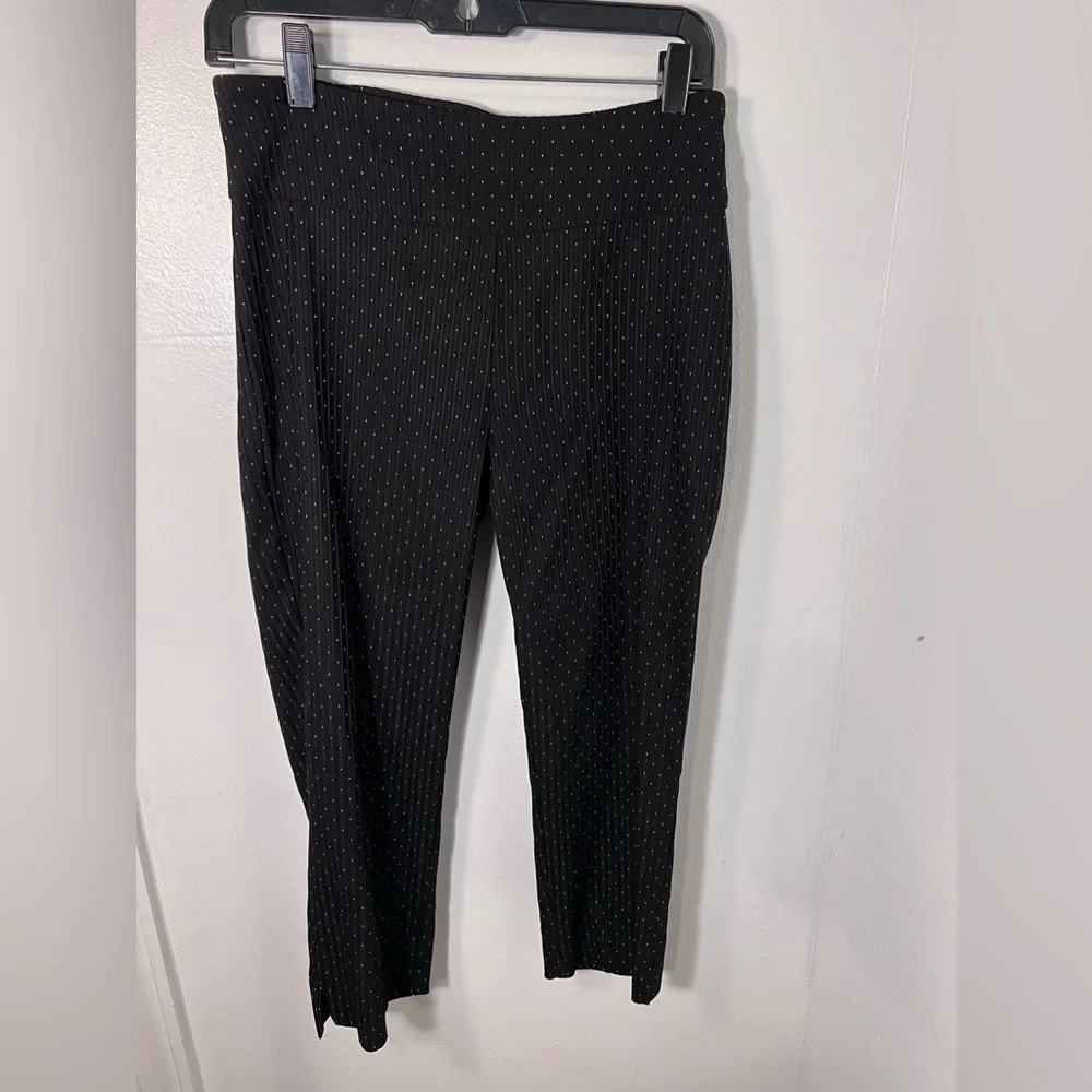 Zach & Rachel, 8,black speckled ribbed, wide elastic waist slit hem crop pant